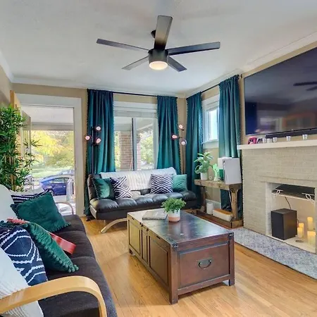 Lux Bach Retreat Prime Location 420Ok Sleeps 20-2